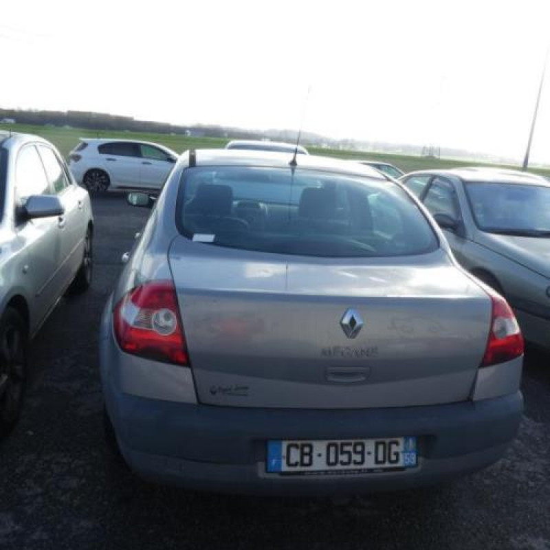 Malle/Hayon arriere RENAULT MEGANE 2 Photo n°8