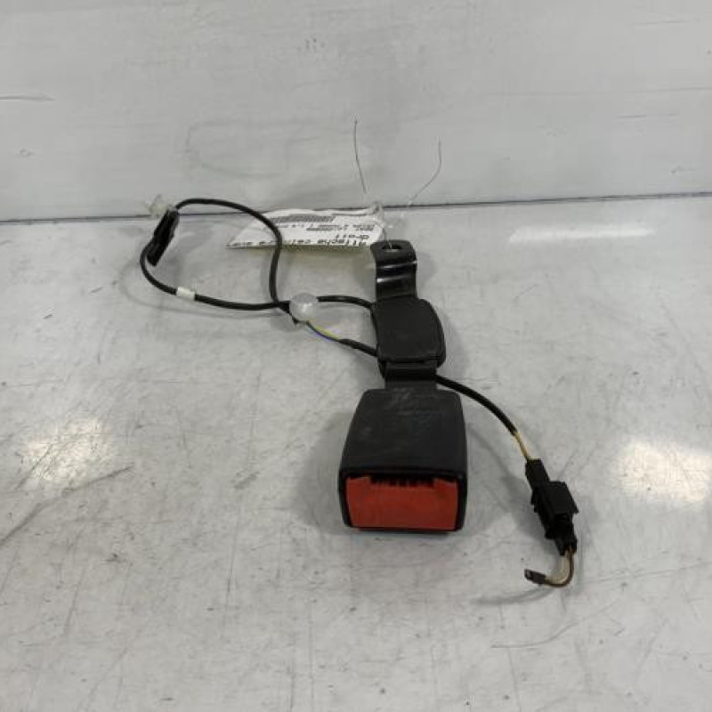 Attache ceinture avant droit SEAT IBIZA 4 Photo n°2