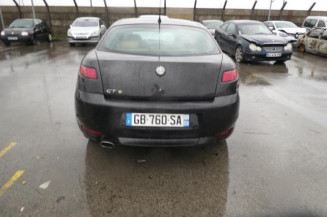 Traverse superieure ALFA ROMEO GT