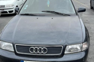 Calandre AUDI A4 1