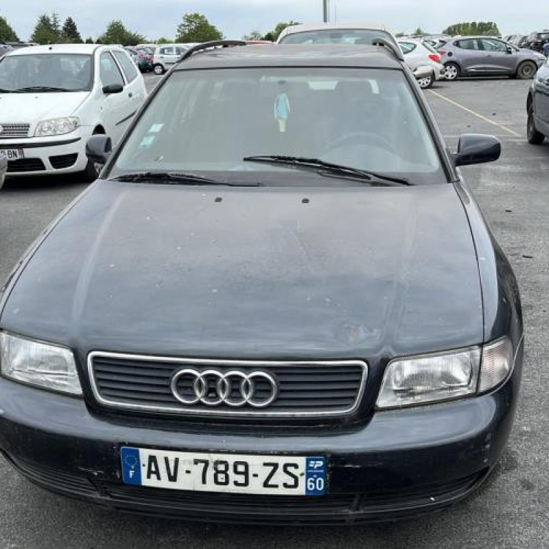 Calandre AUDI A4 1 Photo n°2