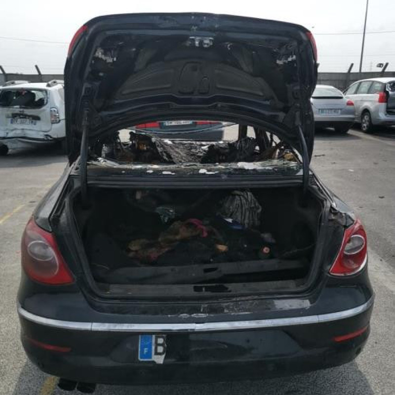 Renfort pare choc arriere (traverse) VOLKSWAGEN PASSAT 5 Photo n°4