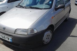 Malle/Hayon arriere FIAT PUNTO 1