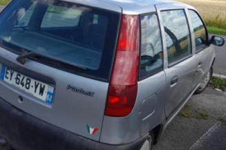 Malle/Hayon arriere FIAT PUNTO 1