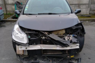 Renfort pare choc arriere (traverse) RENAULT CLIO 3