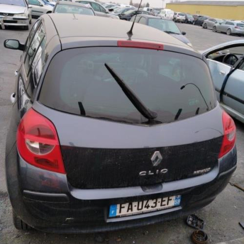 Renfort pare choc arriere (traverse) RENAULT CLIO 3 Photo n°5