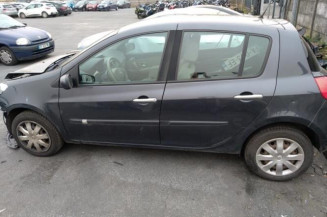 Interrupteur de leve vitre arriere gauche RENAULT CLIO 3