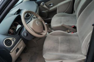 Poignee interieur avant gauche RENAULT CLIO 3