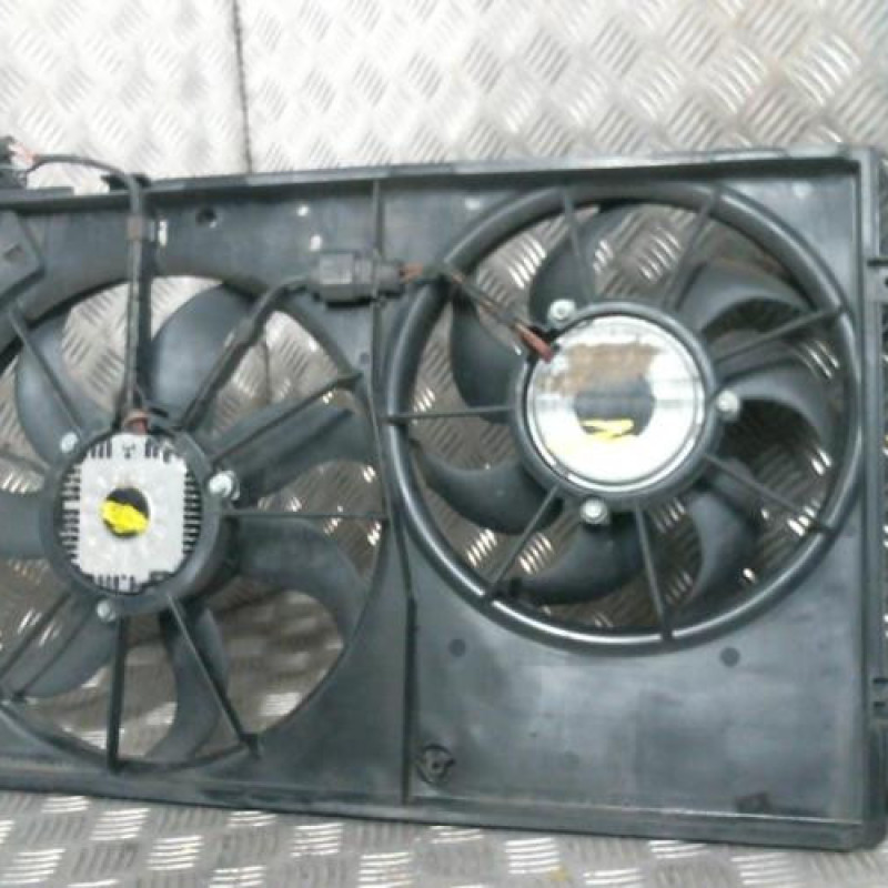 Moto ventilateur radiateur VOLKSWAGEN GOLF 5 Photo n°2