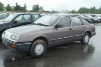 Optique avant secondaire gauche (feux)(clignotant) FORD SIERRA