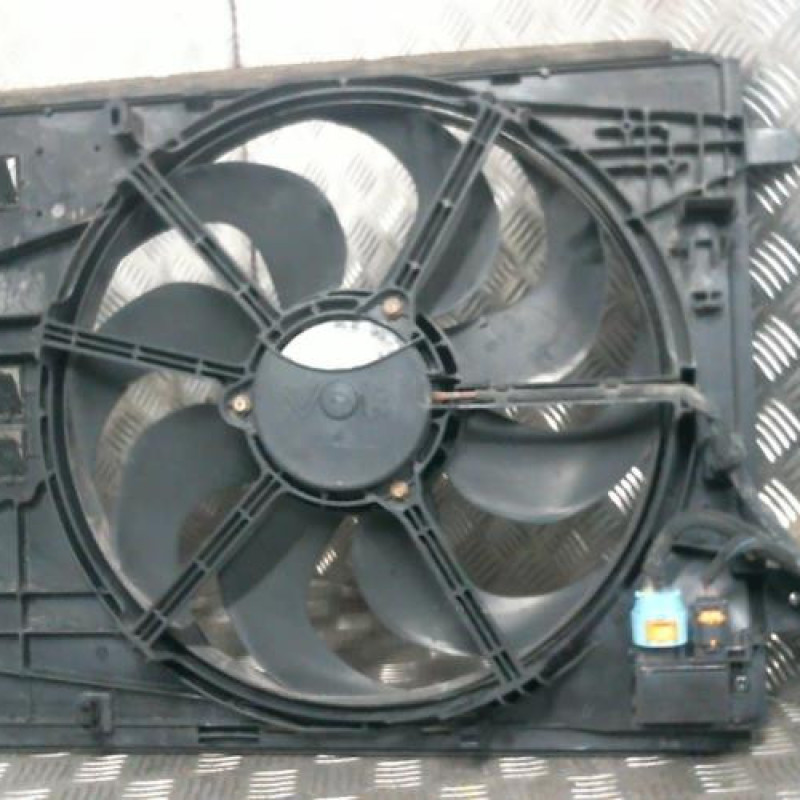 Moto ventilateur radiateur PEUGEOT 308 2 Photo n°2