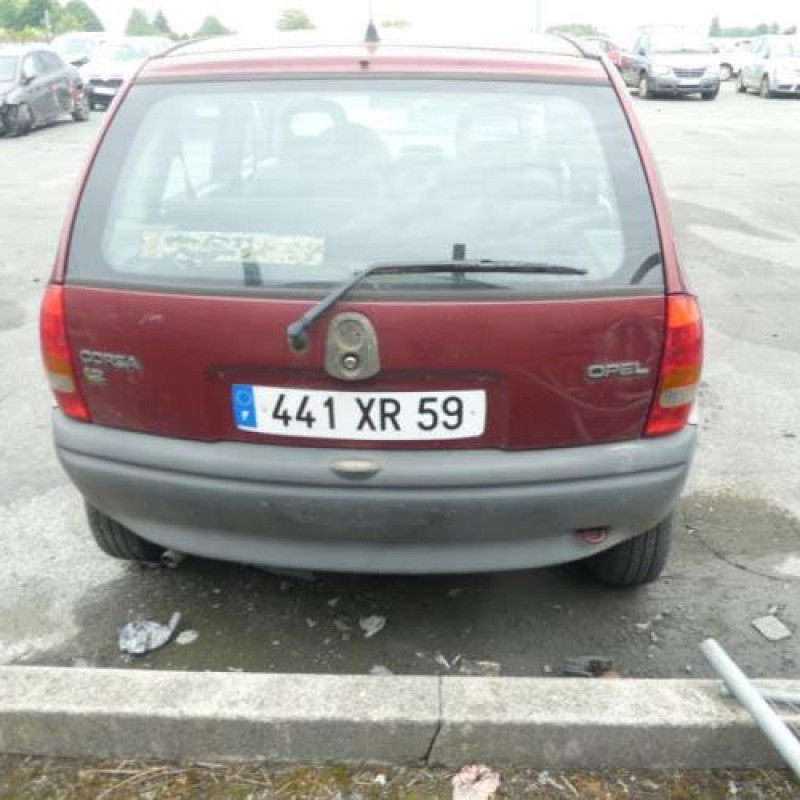 Serrure de coffre OPEL CORSA B Photo n°6