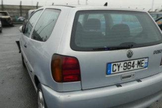 Vitre avant gauche VOLKSWAGEN POLO 3