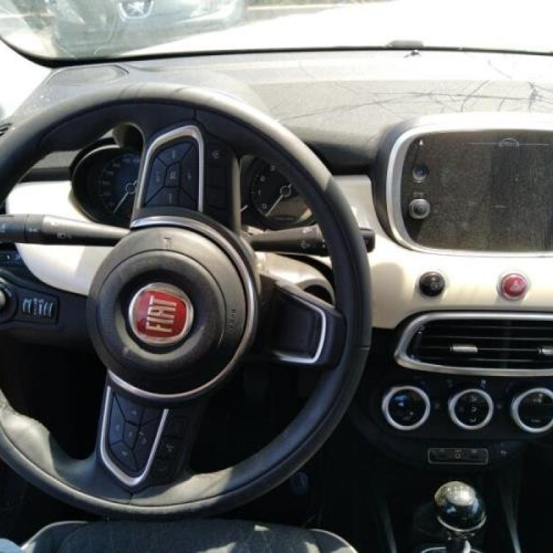 Attache ceinture arriere droit FIAT 500X Photo n°9