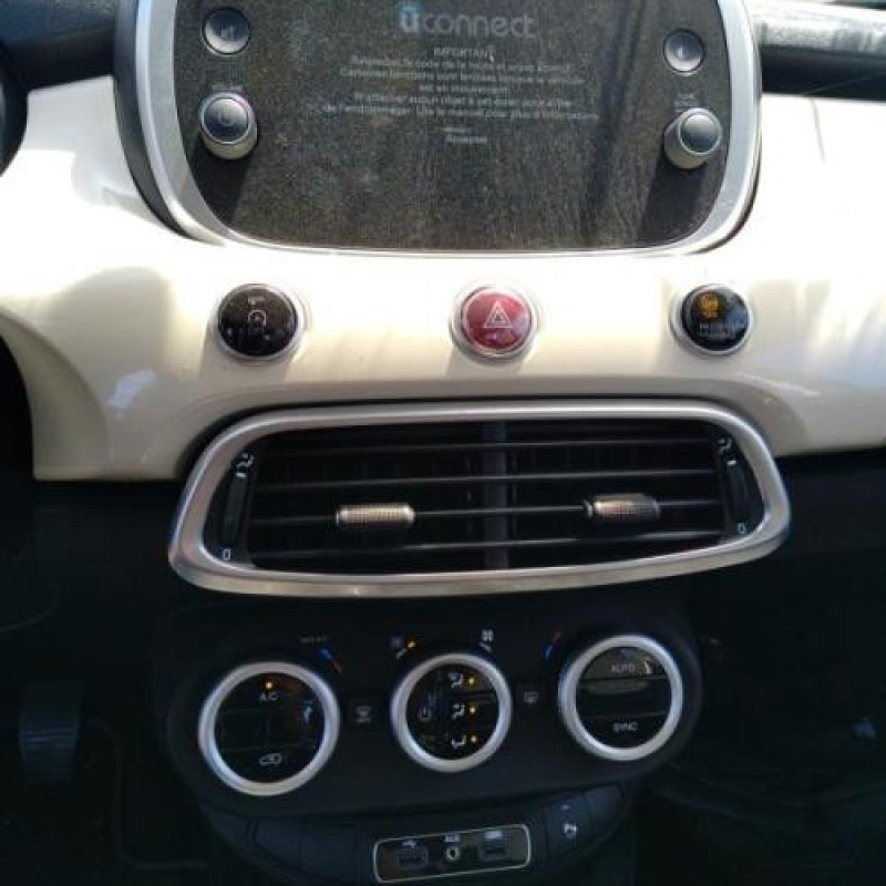 Boitier air bag FIAT 500X Photo n°12