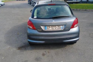 Vitre avant gauche PEUGEOT 207