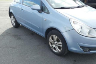 Serrure de coffre OPEL CORSA D