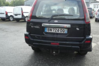 Lunette arriere NISSAN X-TRAIL 1