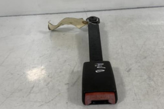 Attache ceinture avant droit RENAULT CLIO 3