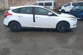 Moteur essuie glace avant gauche FORD FOCUS 3