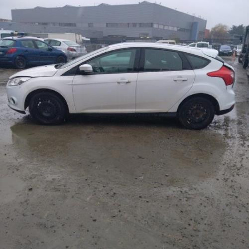 Moteur essuie glace avant gauche FORD FOCUS 3 Photo n°6