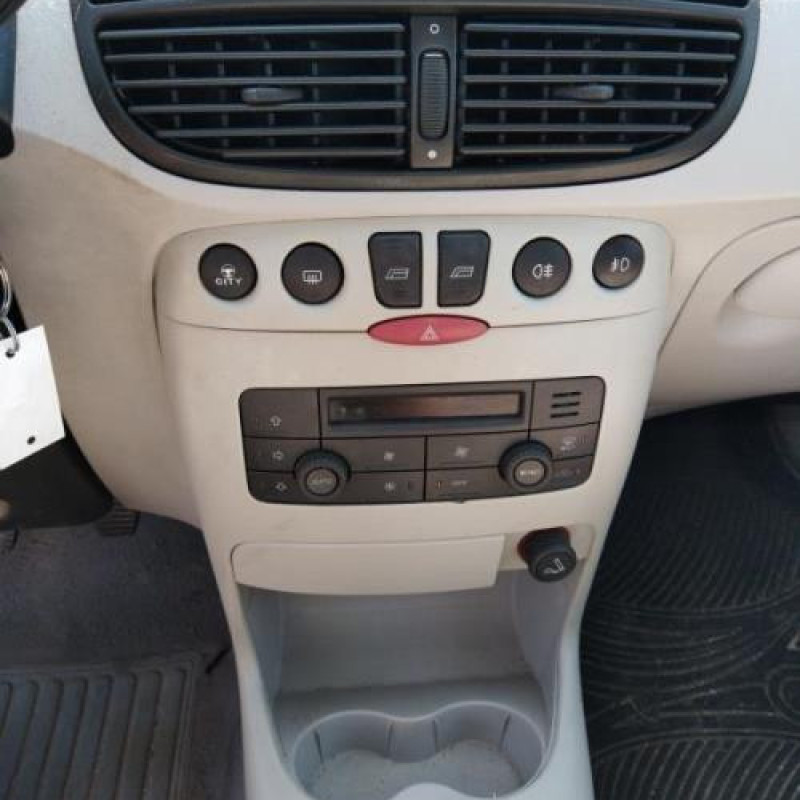 Boitier air bag FIAT PUNTO 2 Photo n°10