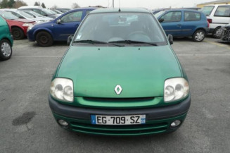 Pare choc arriere RENAULT CLIO 2