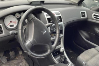 Pare boue arriere gauche PEUGEOT 307