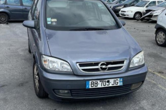 Pare choc arriere OPEL ZAFIRA A