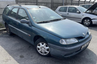 Pare choc avant RENAULT LAGUNA 1