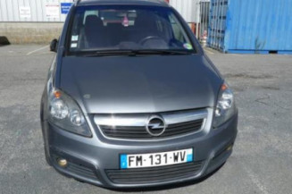 Custode avant droit OPEL ZAFIRA B