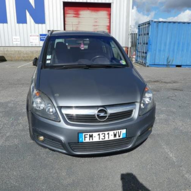 Custode avant droit OPEL ZAFIRA B Photo n°4