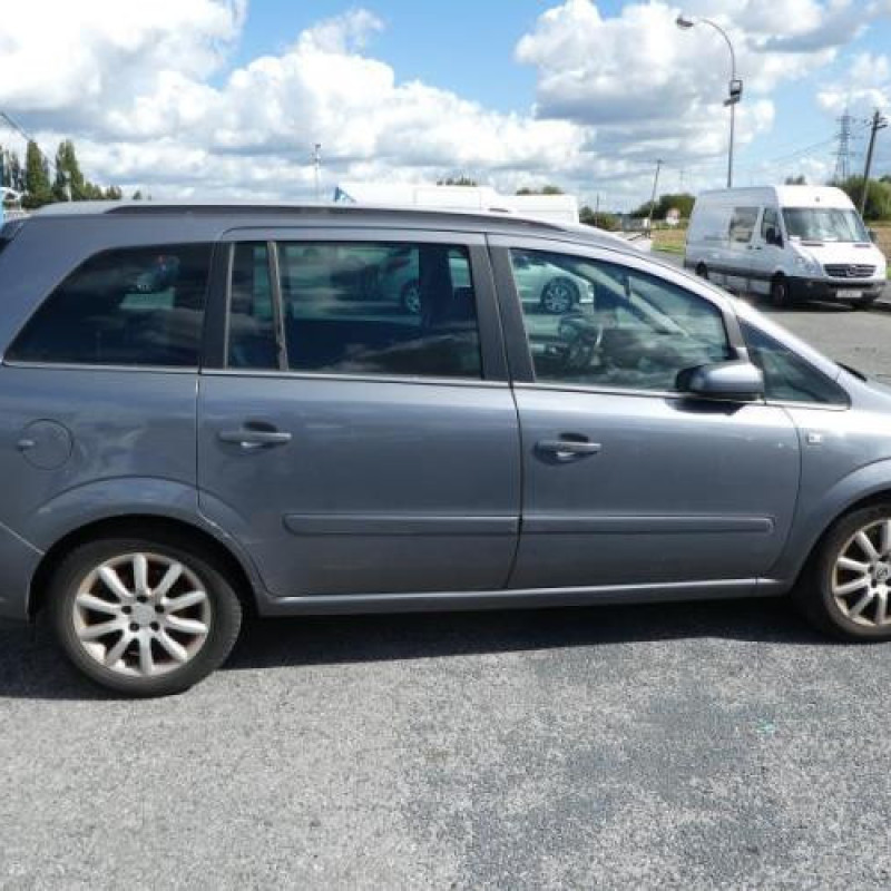 Custode avant droit OPEL ZAFIRA B Photo n°5