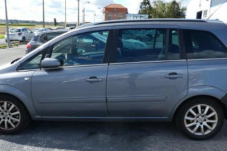 Custode avant gauche OPEL ZAFIRA B