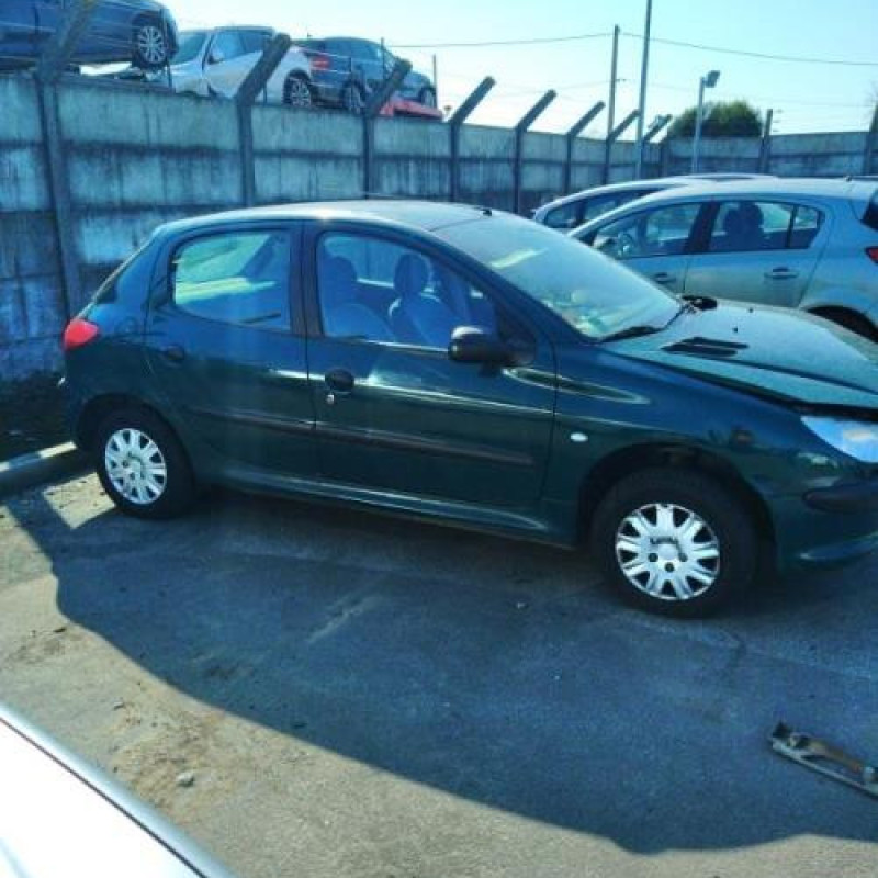 Air bag conducteur PEUGEOT 206 Photo n°4