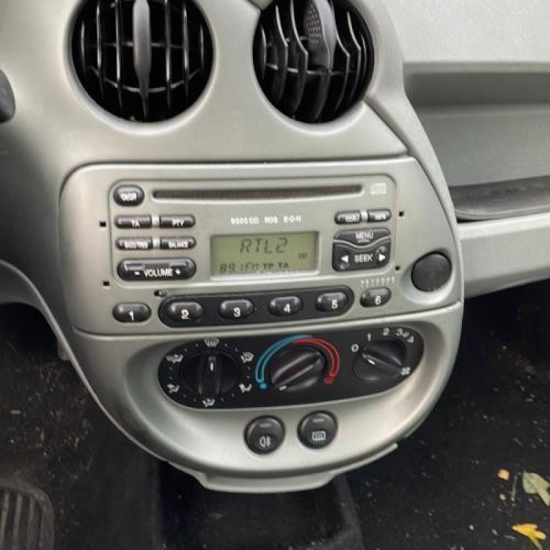 Retroviseur interieur FORD KA 1 Photo n°10