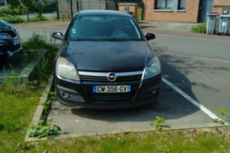 Leve vitre mecanique arriere droit OPEL ASTRA H