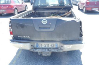 Vitre avant gauche NISSAN NAVARA 1