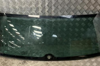 Lunette arriere VOLKSWAGEN GOLF 7