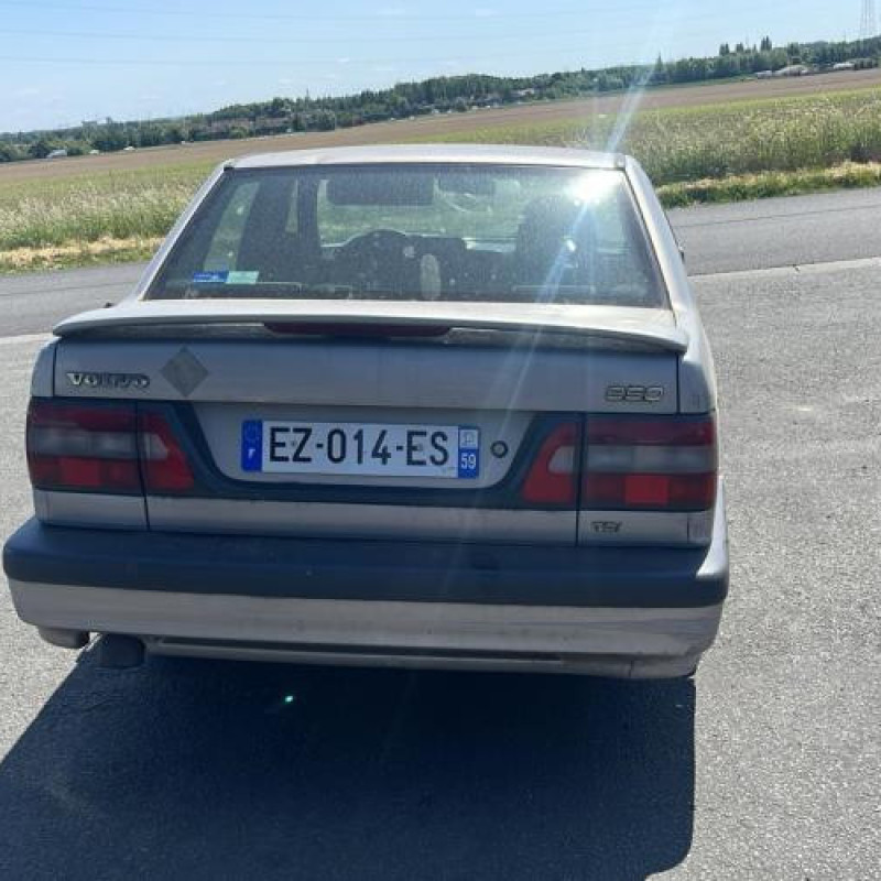 Leve vitre electrique arriere droit VOLVO 850 Photo n°6