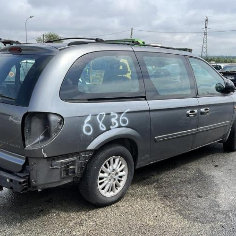 Porte avant droit CHRYSLER GRAND VOYAGER 4 Photo n°10