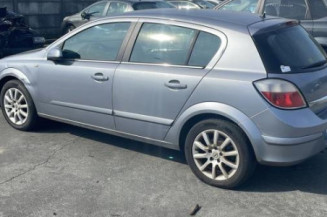 Pare choc arriere OPEL ASTRA H