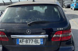 Feu arriere secondaire droit (feux) MERCEDES CLASSE B 245