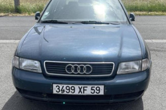 Optique avant secondaire droit (feux)(clignotant) AUDI A4 1