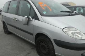 Pare choc arriere CITROEN C8