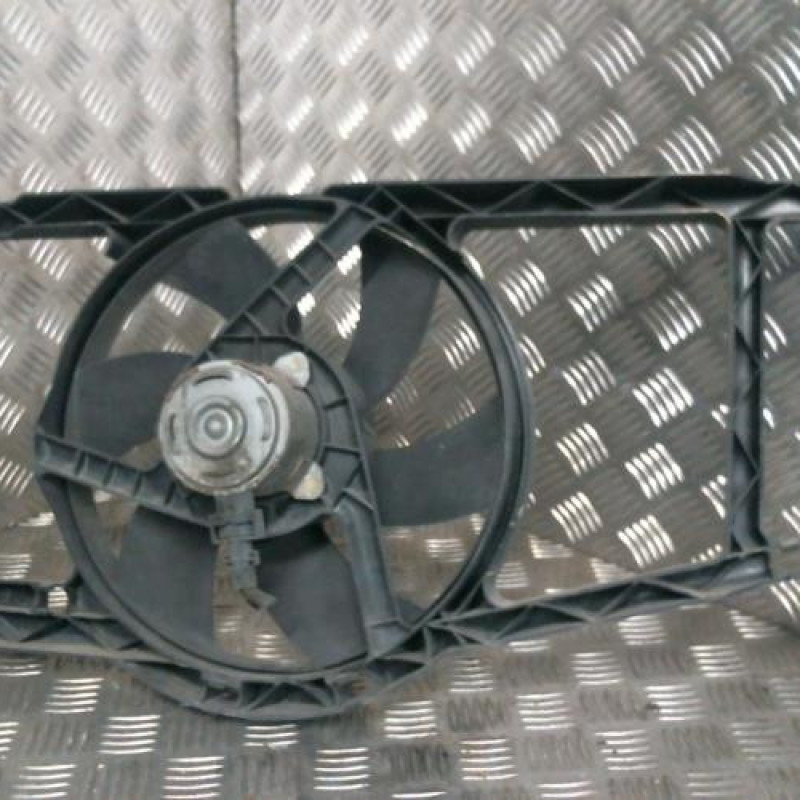 Moto ventilateur radiateur RENAULT SAFRANE Photo n°2