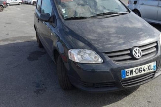 Renfort pare choc avant (traverse) VOLKSWAGEN FOX