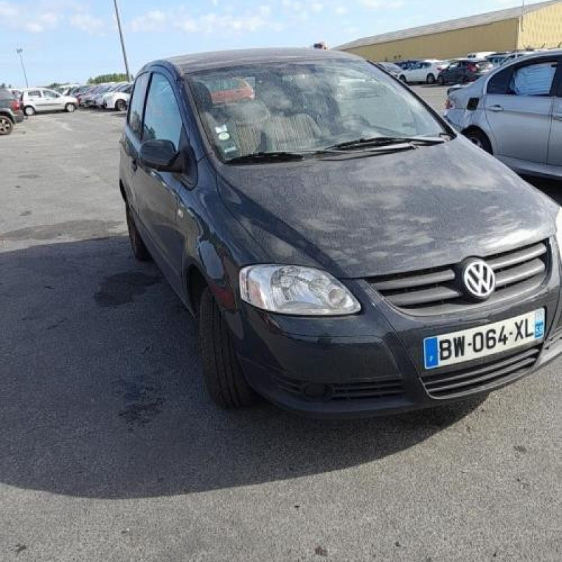 Renfort pare choc avant (traverse) VOLKSWAGEN FOX Photo n°4