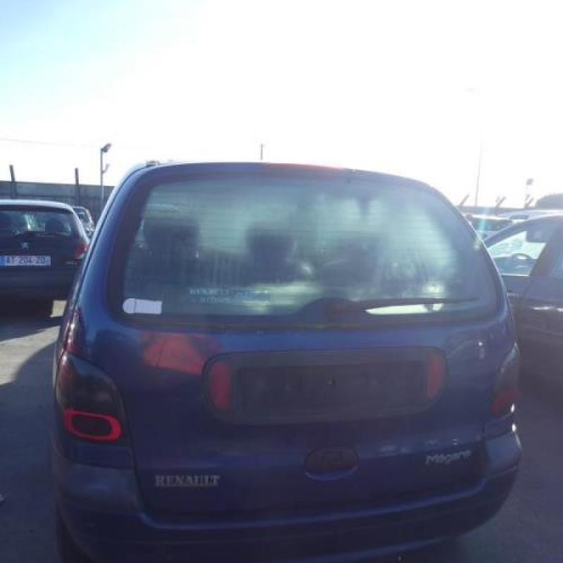 Vitre arriere droit RENAULT SCENIC 1 Photo n°6