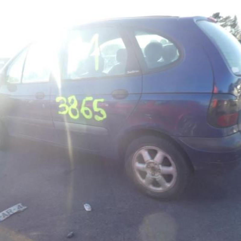 Vitre arriere droit RENAULT SCENIC 1 Photo n°7